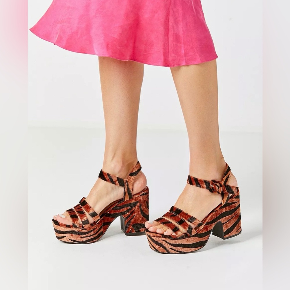Urban Outfitters Avery Platform Heels